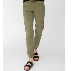 DU/ER Live Lite Jogger - Women's Color Olive Size XS